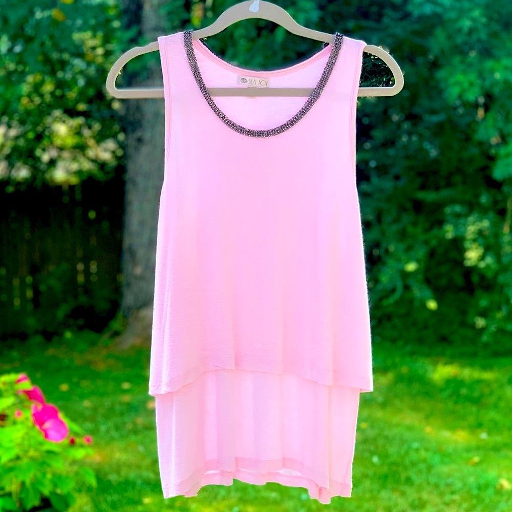 Lila Rose Pink Lightweight Tank Size M with Silver Detail Embellished Scoop Neck